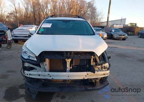 2019 Subaru Ascent Limited z USA, uszkodzony, nr VIN 4S4WMAJD2K3409863